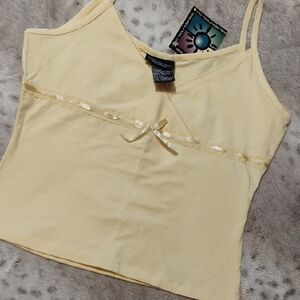 No Boundaries Light Yellow Camisole with Lace